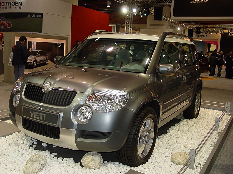 800px-Skoda_yeti_chung-wei.jpg