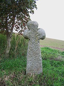 Conciliation cross near Jaromer, the largest in the Czech Republic Smirci kriz (Semonice).jpg