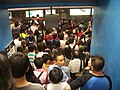 Foule dans le métro de Hong-Kong.