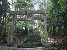 Takaoka-jinjan torii-portti