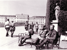 Soviet troops in the Schonbrunn Palace gardens, 1945 Mirnye budni v poslevoennoi Vene-5.png