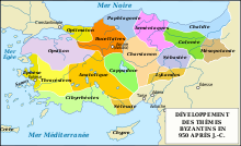 Carte des circonscriptions territoriales de l'Empire byzantin en Anatolie vers 950.