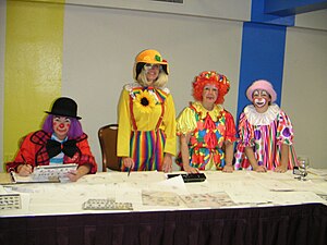 English: Clowns at Clown School