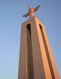 Die Statue des Cristo Rei in Almada