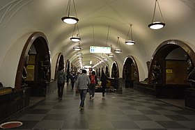 Image illustrative de l’article Plochtchad Revolioutsii (métro de Moscou)