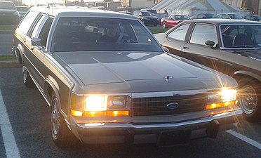 Ford LTD Crown Victoria