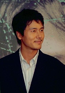 Kam Woo-sung in 2004.jpg