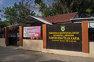 Kantor kepala desa Teluk Karya