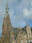 Sint-Bonifatiuskerk met Titus Brandsma Huis