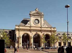 Namur, treinstation 2007-05-01 10.22.JPG