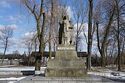 Monumento Neniam milito en Luboń