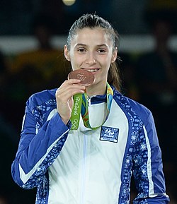 2016-cı ildə Braziliyanın Rio-de-Janeyro şəhərində baş tutan XXXI Yay Olimpiya Oyunlarının bürünc medalına sahib olanda (18 avqust 2016-cı il)