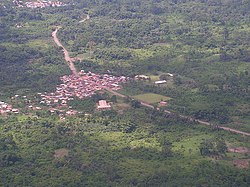 Village and road at Tarkwa 2005.jpg