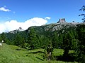 2,361m Cinque Torri e 2,649m Averau vicino Passo Falzarego Italy - panoramio.jpg2 400 × 1 801; 3,38 MB