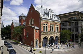 Caserne no 1 à la place d'Youville