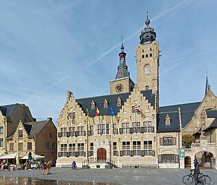 Stadhuis van Diksmuide (1925)