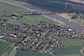 Geversdorf mit Hafen und Zugbrücke