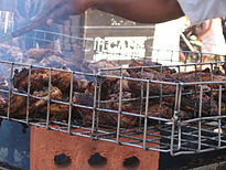 Κοτόπουλο τζερκ (Τζαμάικα).