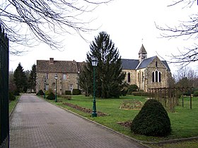 Ancienne abbaye Notre-Dame de la Roche (Lévis-Saint-Nom, Yvelines).