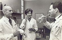 Luis Leloir (left) celebrating with his teammates the day he was awarded the Nobel Prize in Chemistry in 1970 for his discovery of nucleotide saccharides and their role in the biosynthesis of carbohydrates. Leloir festejando.jpg