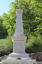 monument aux morts de Lacoux