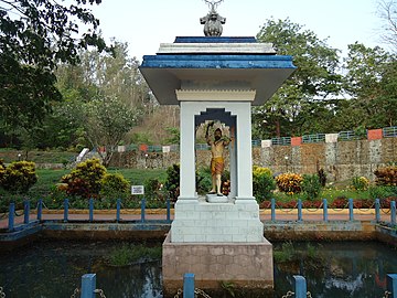 Peechi Dam Garden Statue of Parasurama.JPG