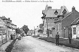 La Grande-Rue vers 1910.