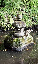 Als kaaplantaarn (misaki tōrō) bij het water geplaatste oki-dōrō