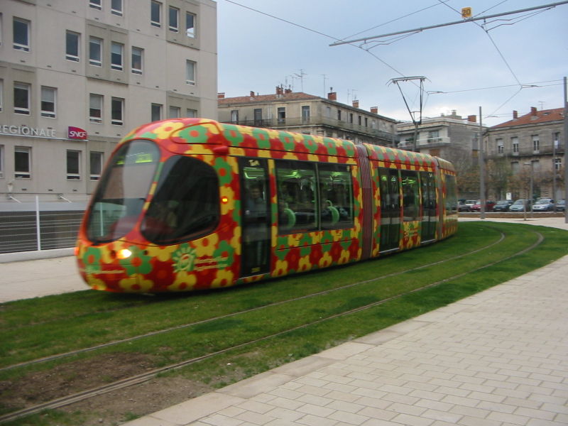 Fichier:Tramway-Montpellier-T2.jpg