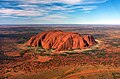 Uluru (Ayers Rock) visto desde un helicóptero