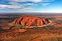 Uluru vu d'hélicoptère.