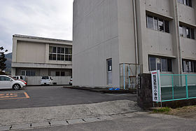 吉野川市立飯尾敷地小学校