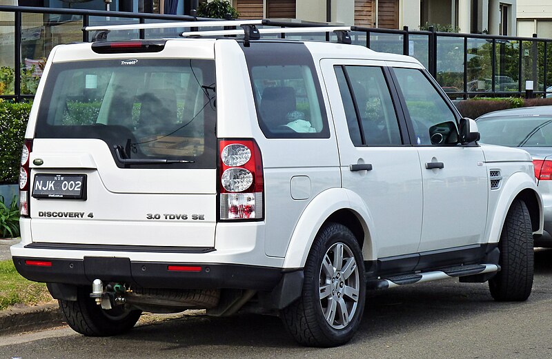 File:2009-2010 Land Rover Discovery 4 TDV6 SE wagon 02.jpg