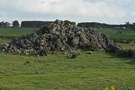 20090926 Volcanic Blister (Tumulus) - Byaduk - Victoria - Australia.JPG