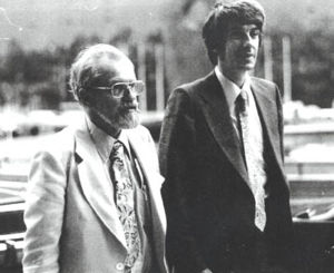 Dr. J. Allen Hynek (left) and Dr. Jacques Vall...