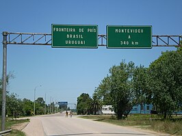 De BR-471 in het uiterste zuiden van Brazilië bij de grensovergang met Uruguay in Chuí (RS)