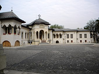 Palatul Patriarhiei, București, de George Simota, 1932-1936[29]