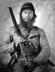 Confederate cavalryman with muzzle-loading shotgun Confederateshotgun.jpg
