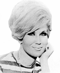 A(z) Dusty Springfield lap bélyegképe