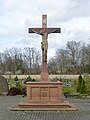 Friedhofsmauer, Friedhofskreuz, Gefallenenehrenmal, Ehrengrabmal