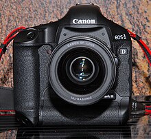 Description de l'image Eos-1D Mark III Front View.jpg.