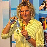 Franka Dietzsch (hier 2007), später sehr erfolgreiche Diskuswerferin, scheiterte mit 59,16 m in der Qualifikation