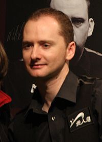 http://upload.wikimedia.org/wikipedia/commons/thumb/c/c3/Graeme_Dott.JPG/200px-Graeme_Dott.JPG