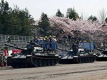 創立記念行事の戦車体験試乗（2010年）