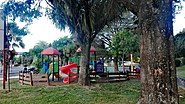 Juegos infantiles lado norte.