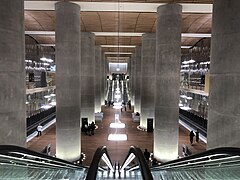 Gare SNCF desservie par le RER E.