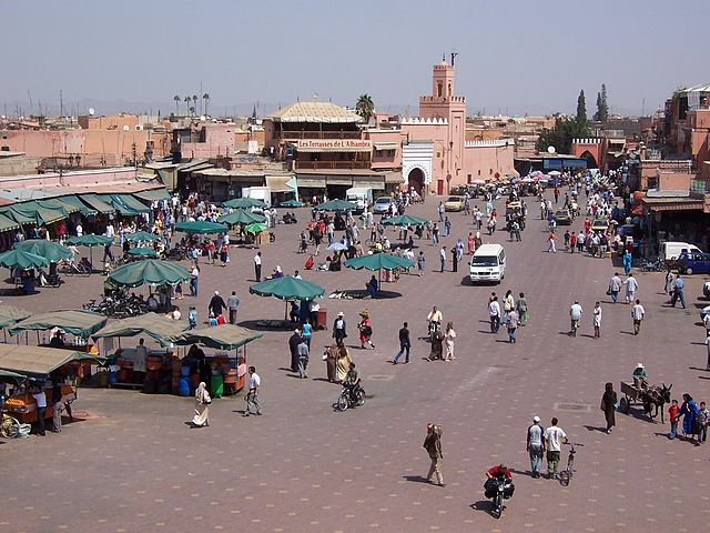 Panorámica de Djemaa el Fna, la plaza principal de Marrakech