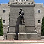 Капитолий штата Небраска, западный вход, Линкольн 2.JPG