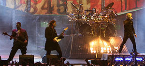 Slipknot ludanta en festivalo Mayhem-festivalo en 2008
