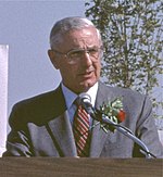 Venkinto Atiyeh en 1986.jpg